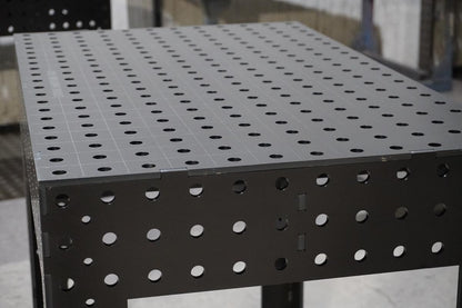 3D Schweißtisch PREMIUM D16 | 1000×600×150×8 mm – Maximale Stabilität &amp; Präzision auf kompakter Fläche