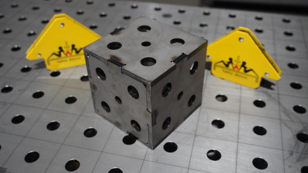 Magična kocka 100x100x100 mm fi 16 – 3D 