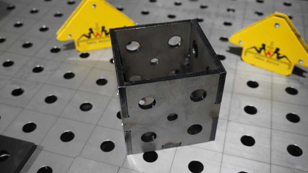 Magična kocka 100x100x100 mm fi 16 – 3D 