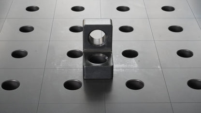 Granični i stezni ugaonik fi 28 – 75×50×75×25 mm