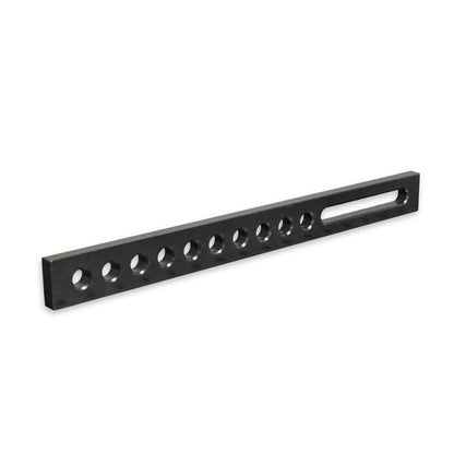 Univerzalni graničnik fi 28 – 800×75×25 mm (1 ovalna + 10 rupa)
