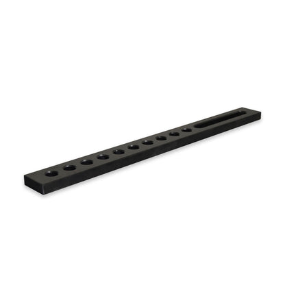 Univerzalni graničnik fi 28 – 800×75×25 mm (1 ovalna + 10 rupa)