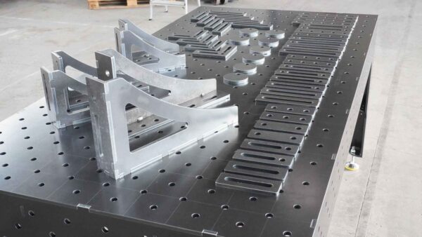 3D Zavarivački sto – Sistem fi 16 PREMIUM | 2400 × 1200 × 200 mm × 12 mm