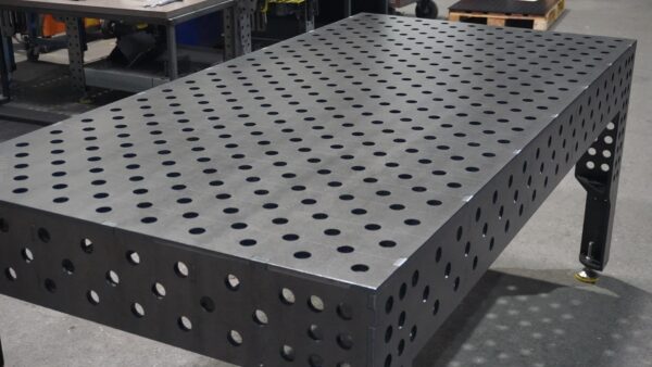 3D Zavarivački sto fi 28 – 2400 × 1200 × 200 mm × 12 mm