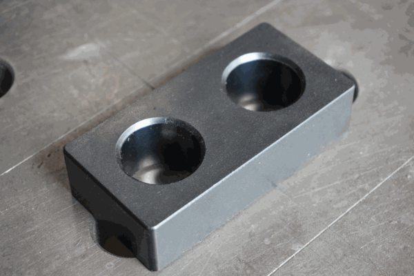 Univerzalni graničnik – fi 28 | 100 × 50 × 25 mm